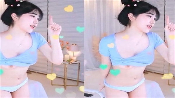 马尾学生妹邦尼风骚裸舞，肉体扭动淫荡勾引，下面湿透主动求操！